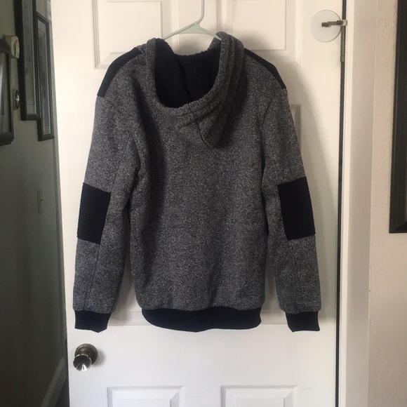 New! Men’s Sporty Hooded Jacket - Picture 2 of 7